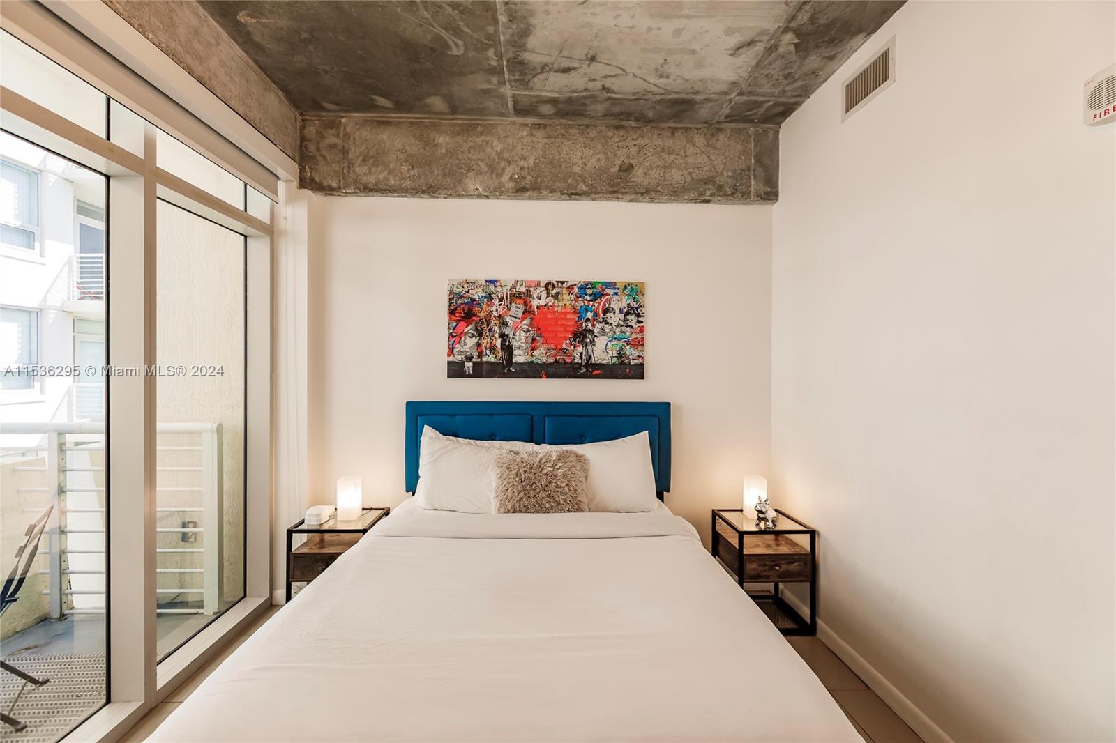 MIDBLOCK MIAMI CONDO - Residential Lease