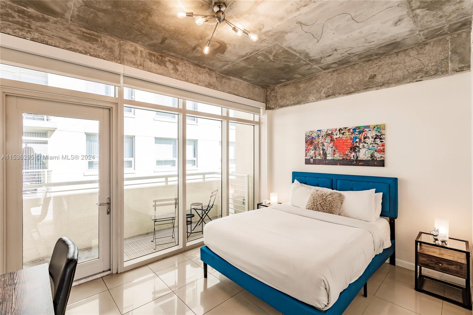 MIDBLOCK MIAMI CONDO - Residential Lease