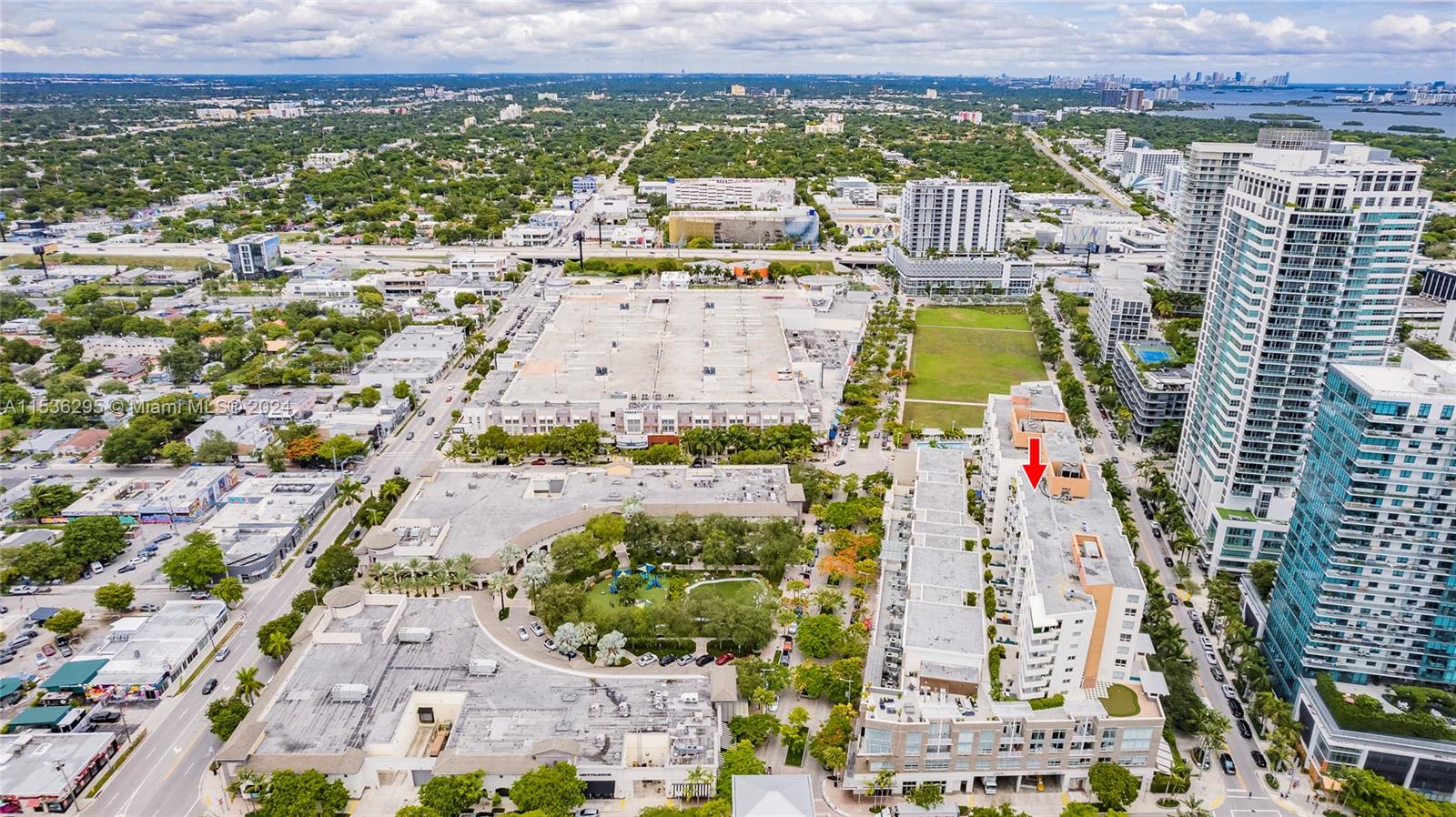 MIDBLOCK MIAMI CONDO - Residential Lease