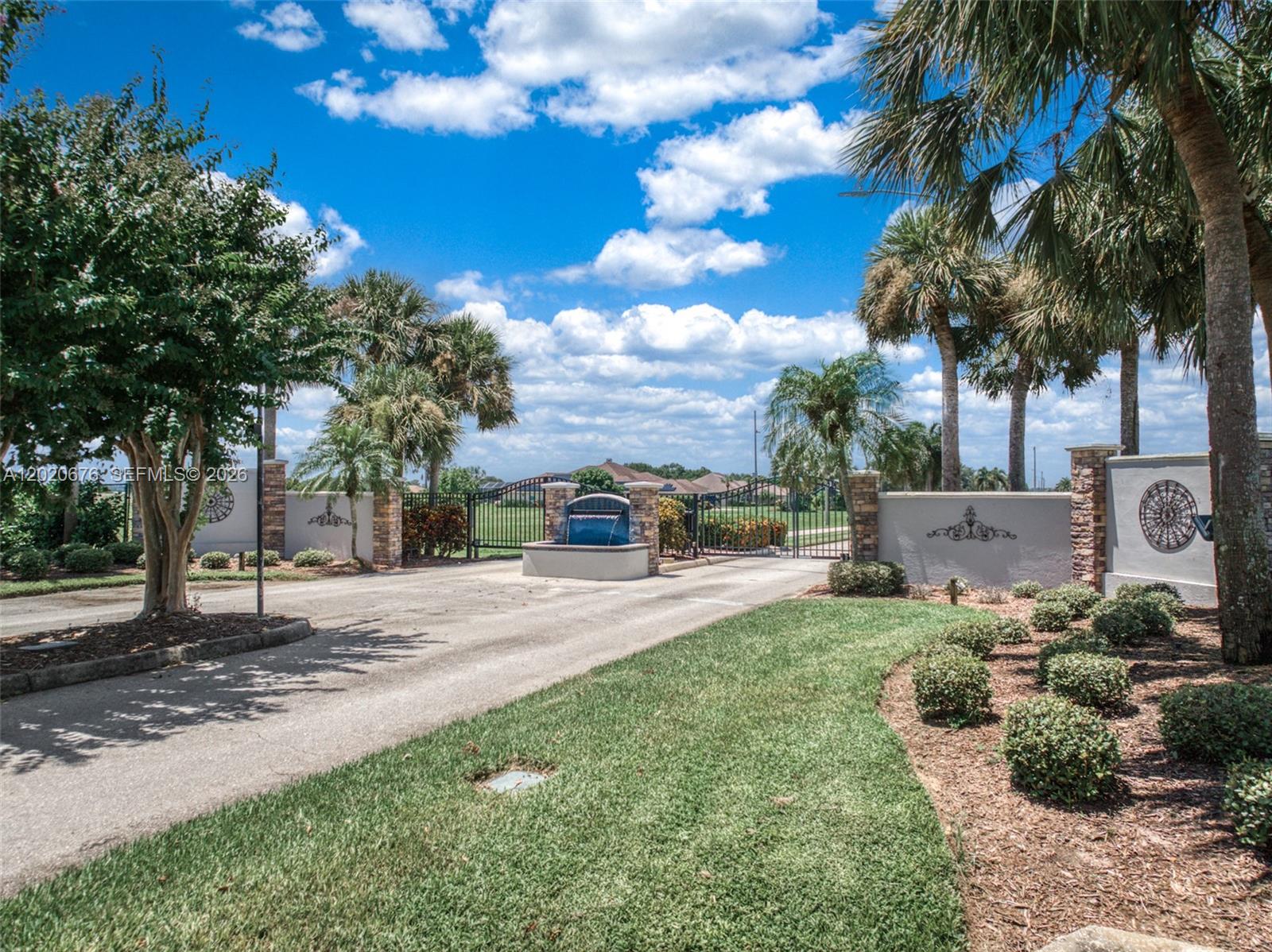 LAKE JUNE POINTE - Residential
