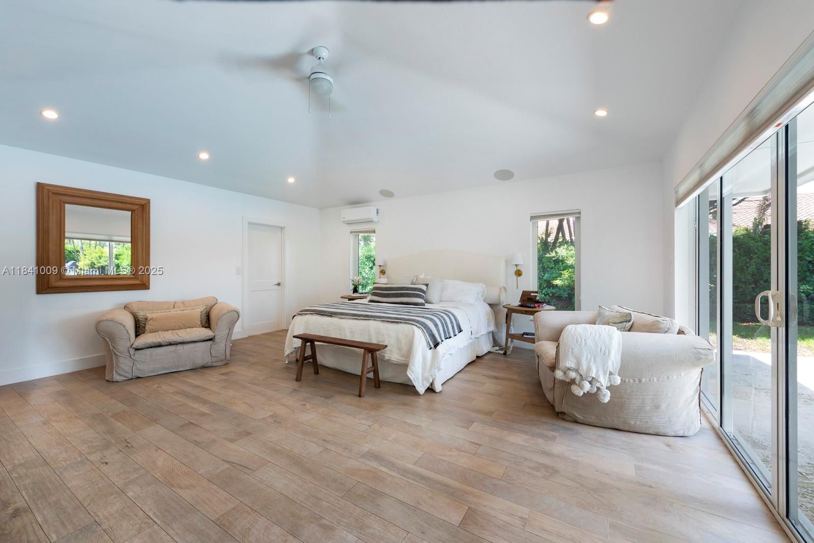 PINE BAY ESTATES SOUTH - Residential