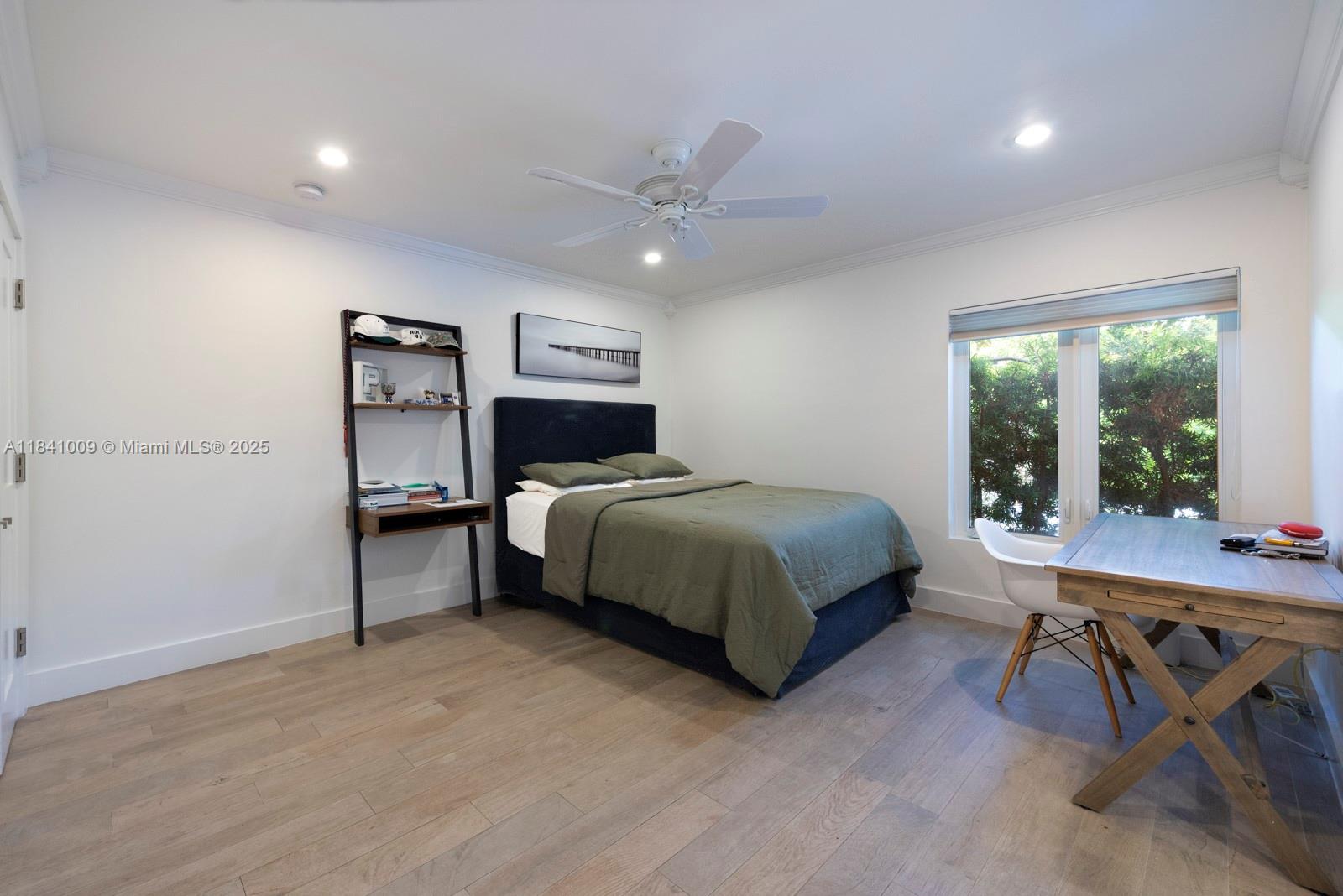 PINE BAY ESTATES SOUTH - Residential