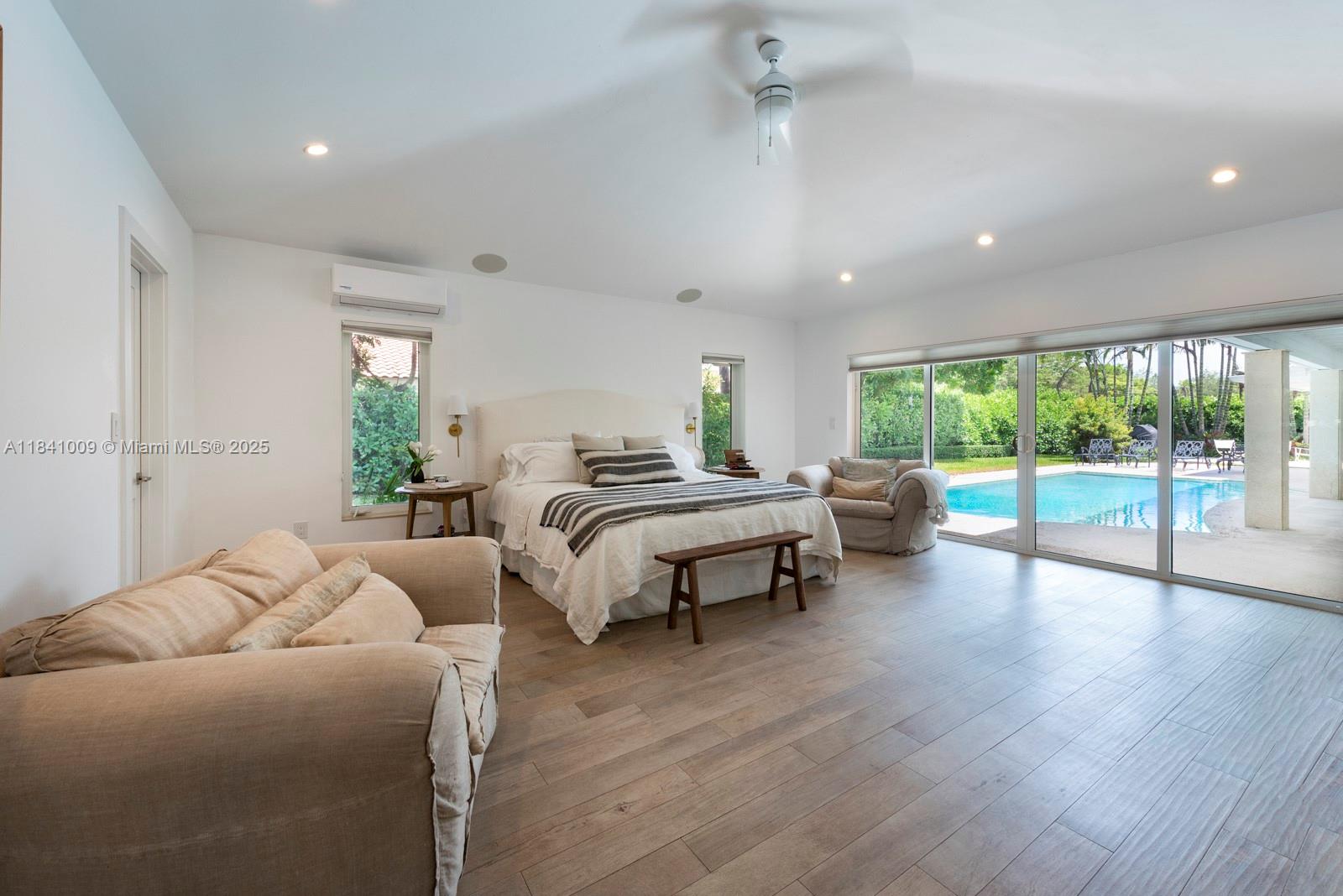 PINE BAY ESTATES SOUTH - Residential