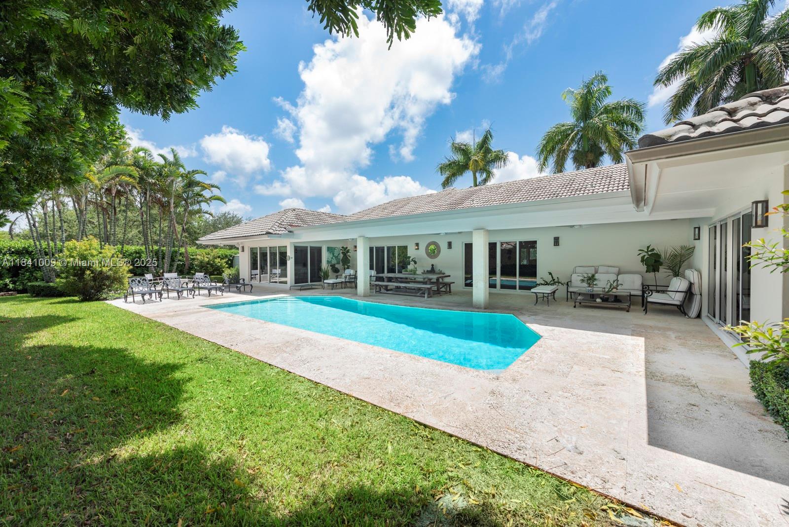 PINE BAY ESTATES SOUTH - Residential