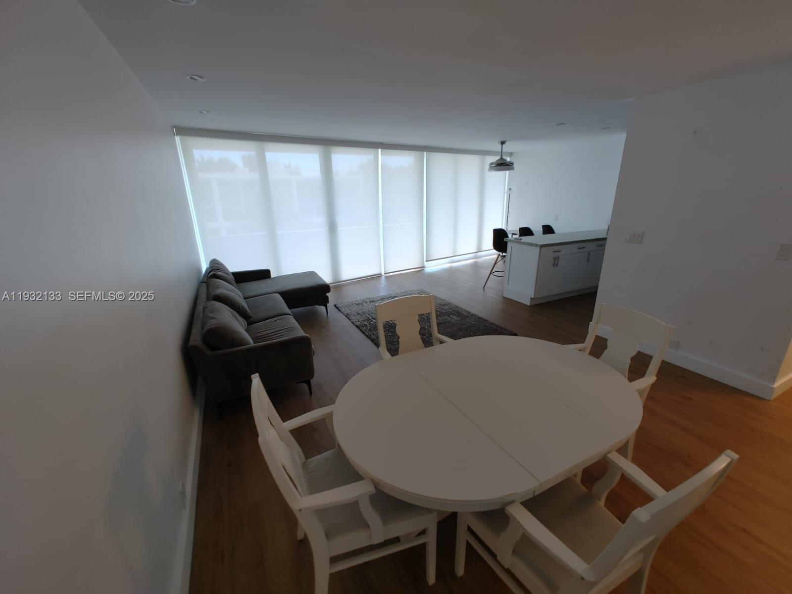 10210 LANAI CONDO - Residential