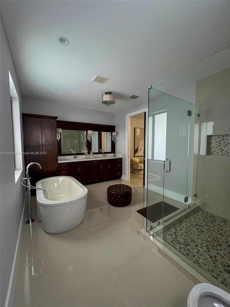 BISMARK ESTATES - Residential Lease