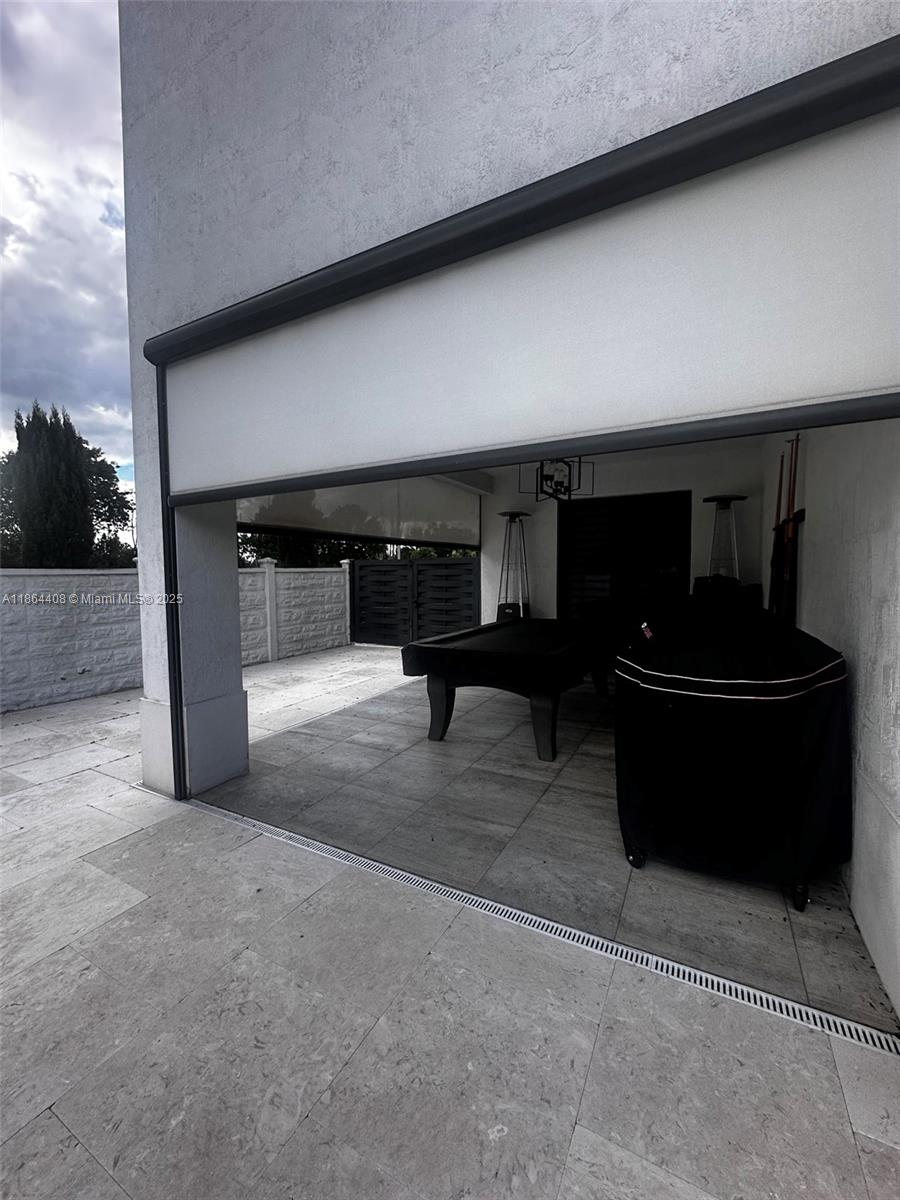 BISMARK ESTATES - Residential Lease