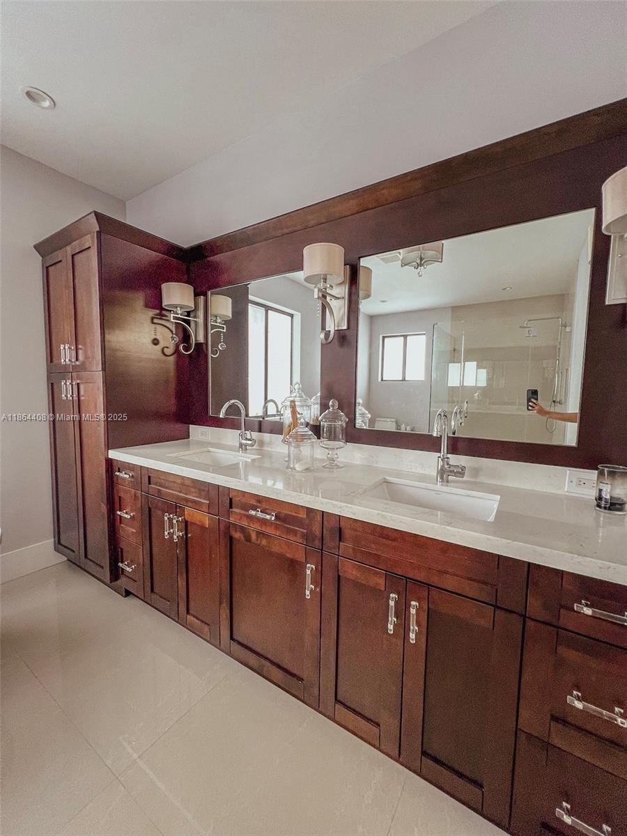 BISMARK ESTATES - Residential Lease