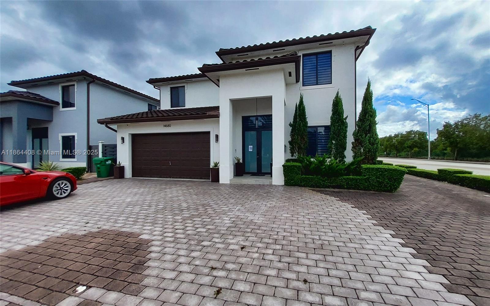 BISMARK ESTATES - Residential Lease