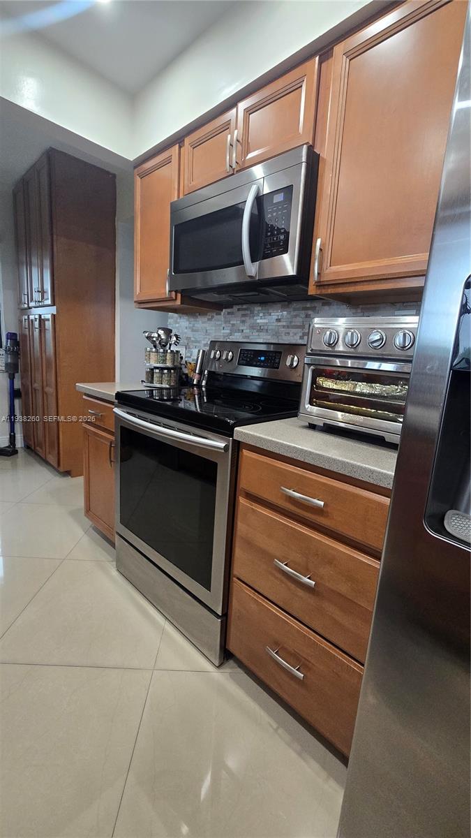 EVERGLADES SUGAR & LAND C - Residential