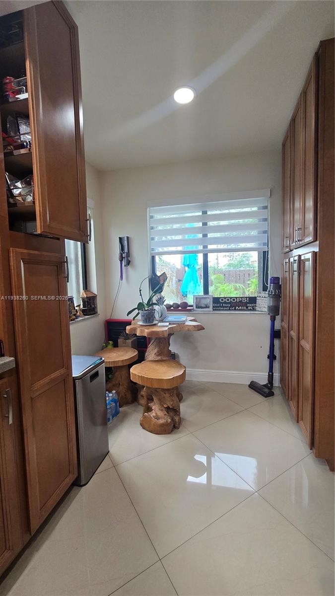 EVERGLADES SUGAR & LAND C - Residential