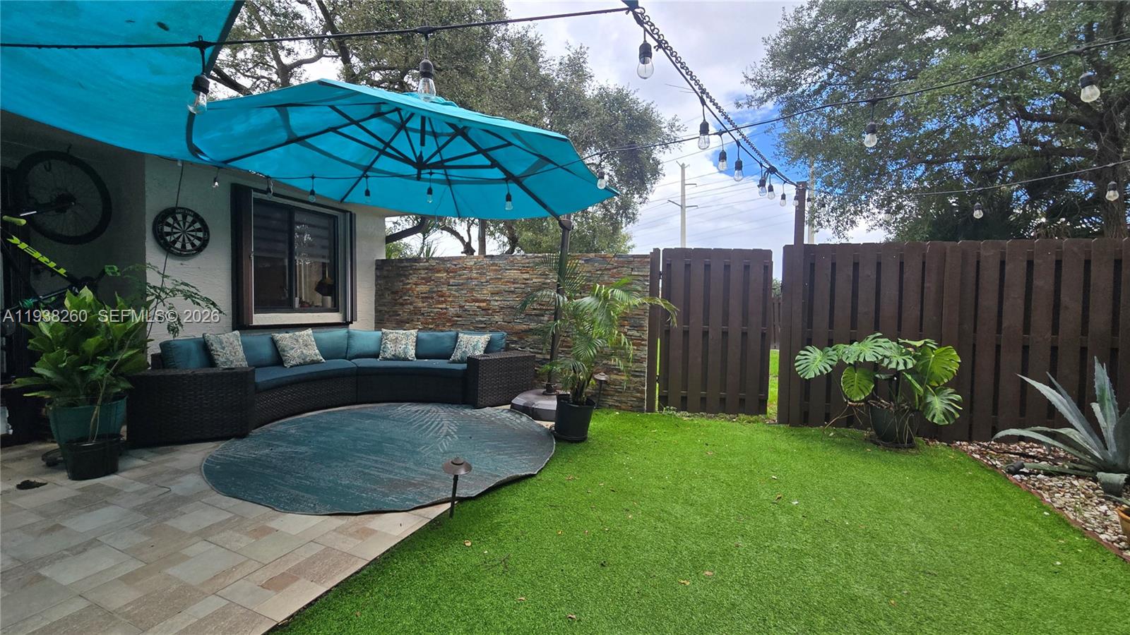 EVERGLADES SUGAR & LAND C - Residential