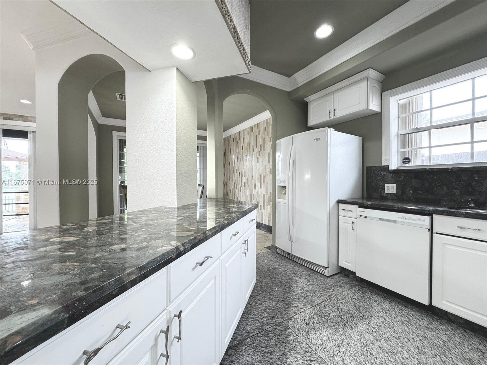 ACRES LAKE ESTATES - Residential