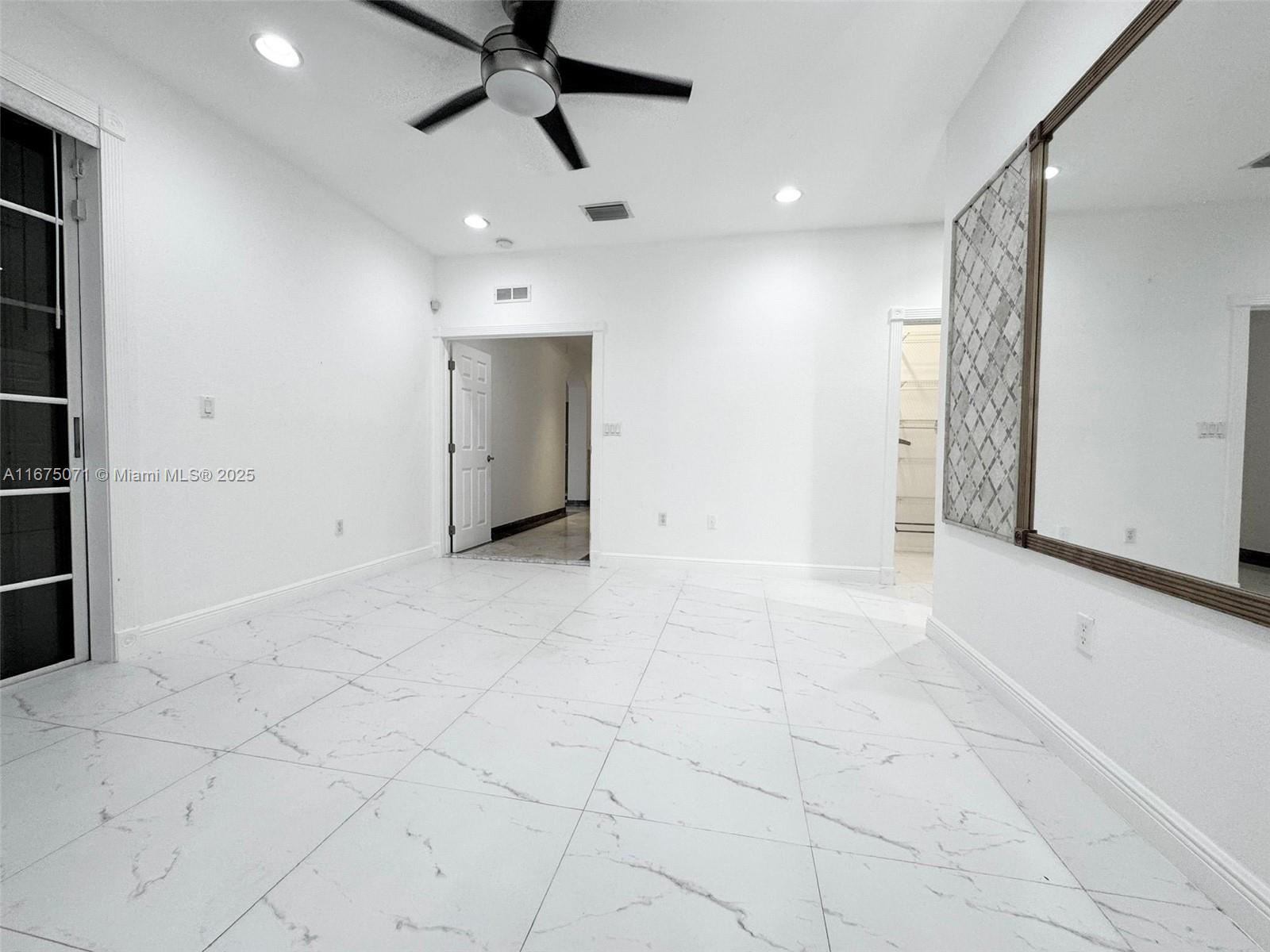 ACRES LAKE ESTATES - Residential