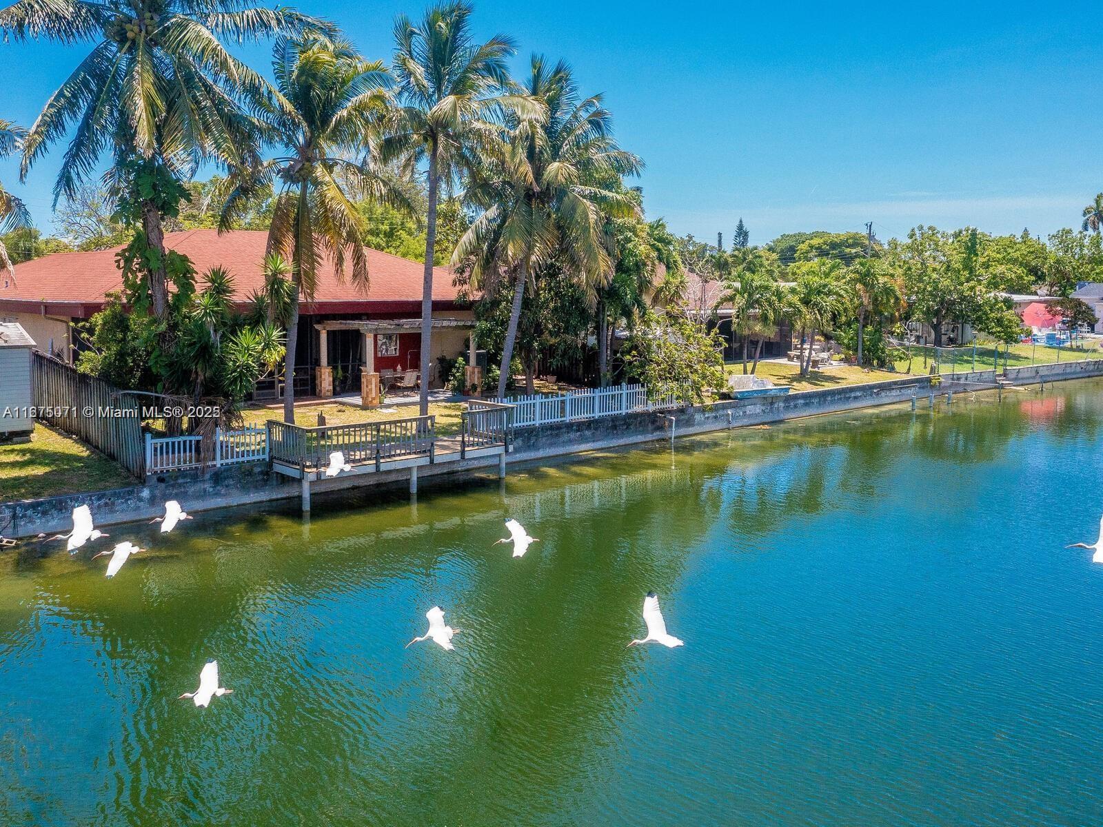 ACRES LAKE ESTATES - Residential