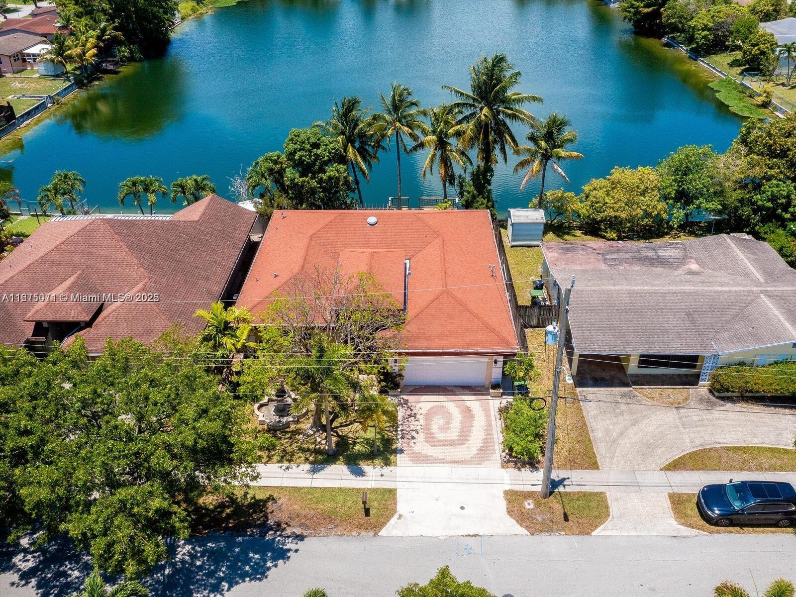 ACRES LAKE ESTATES - Residential