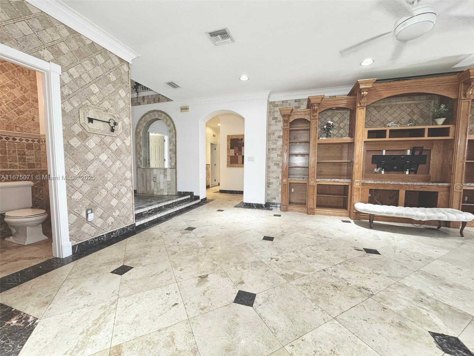 ACRES LAKE ESTATES - Residential