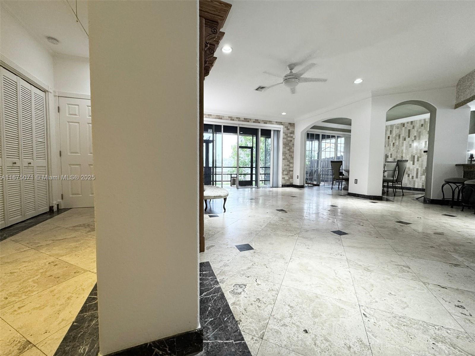 ACRES LAKE ESTATES - Residential