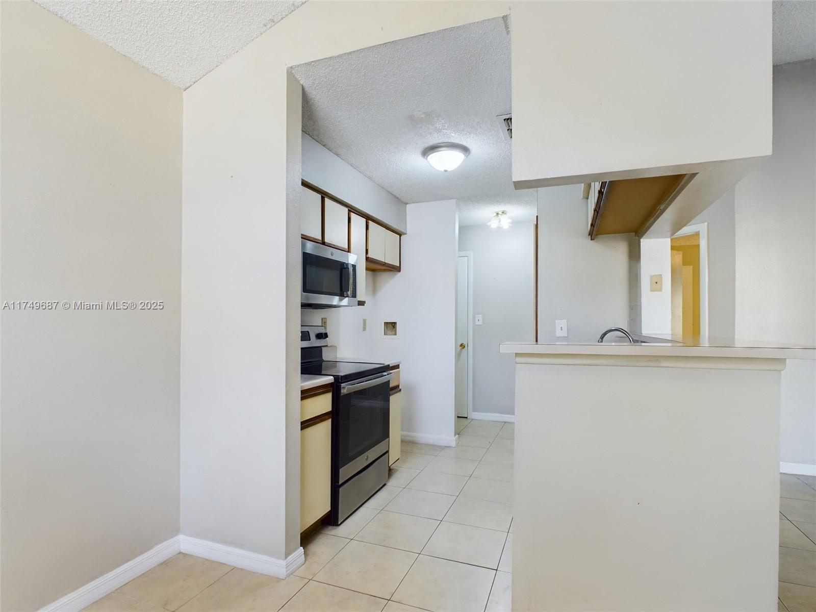 THE GRAND RESERVE CONDO - Residential