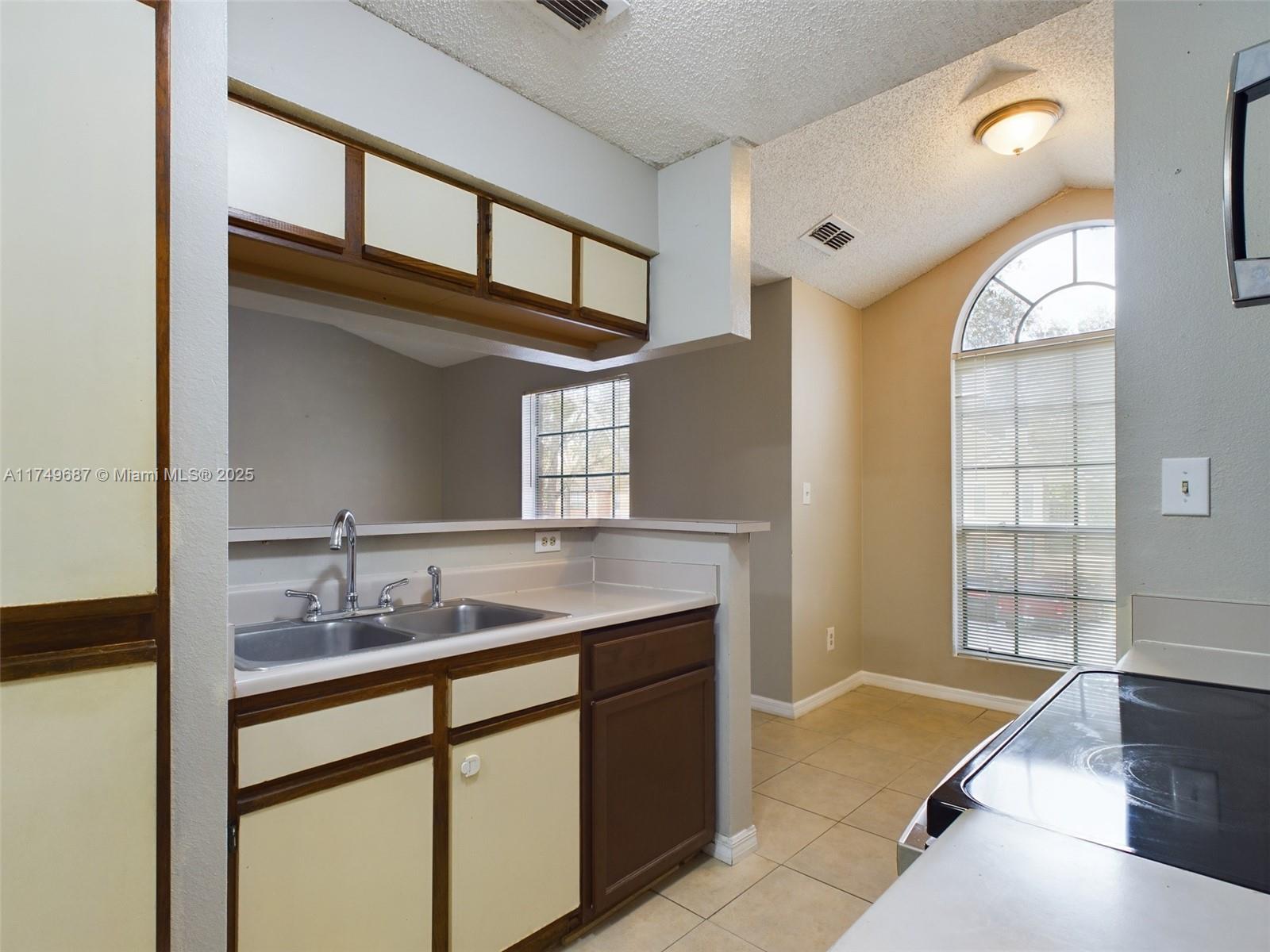 THE GRAND RESERVE CONDO - Residential