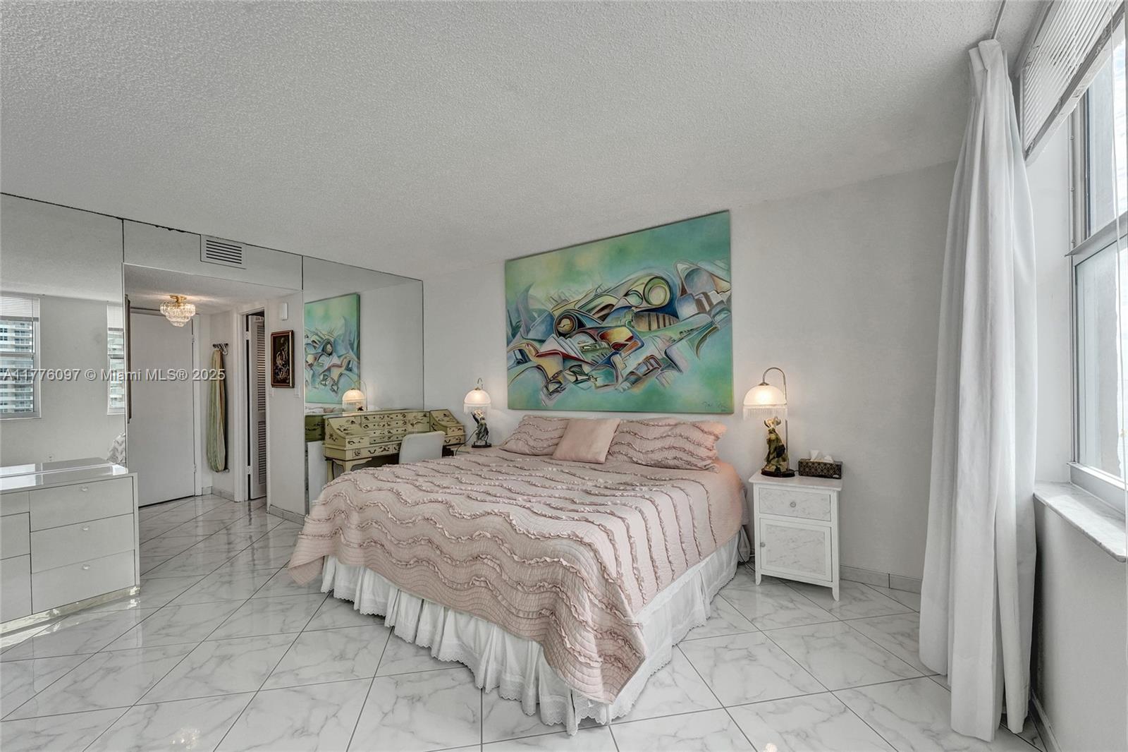 MALAGA TOWERS CONDO - Residential