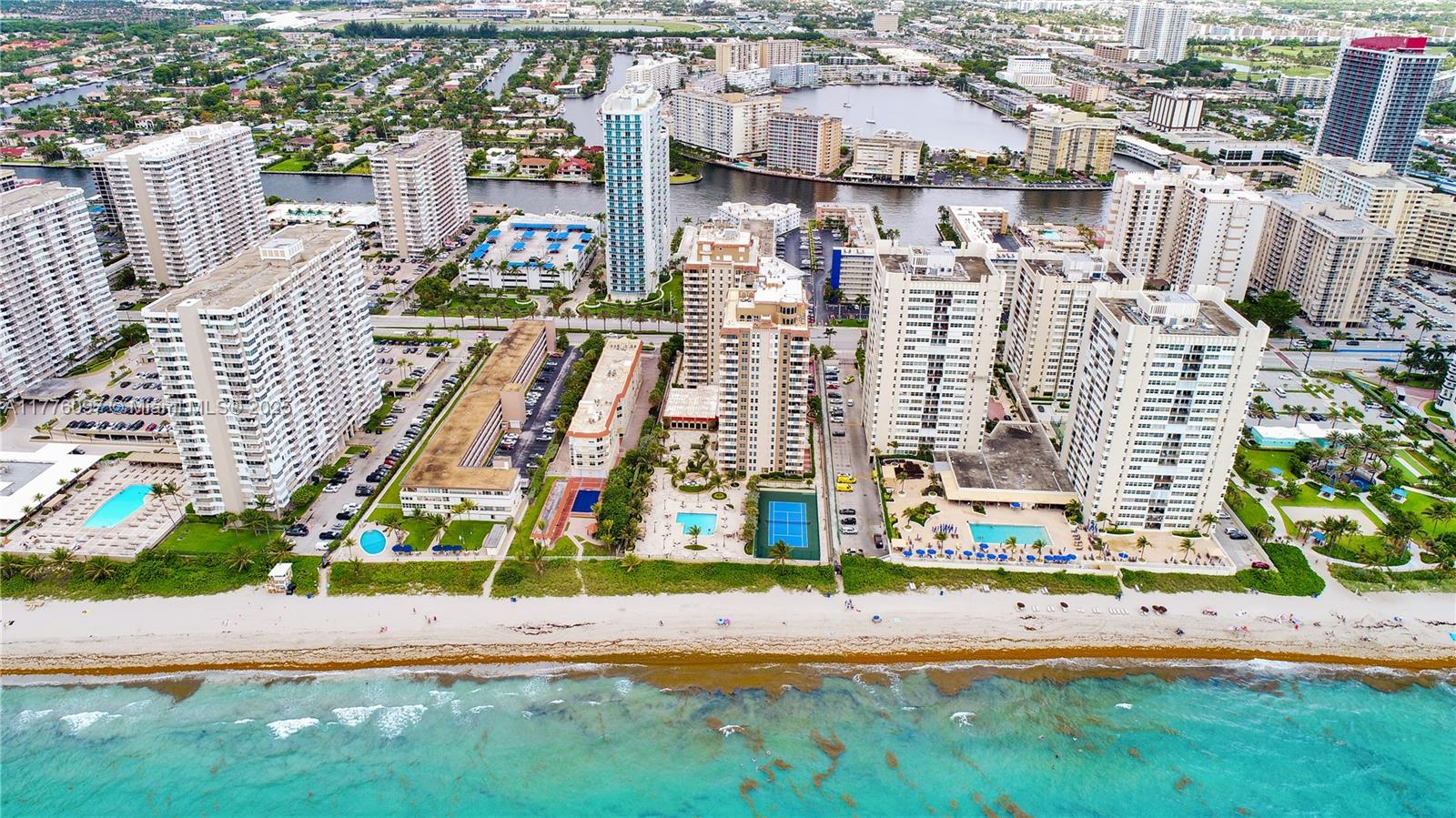MALAGA TOWERS CONDO - Residential