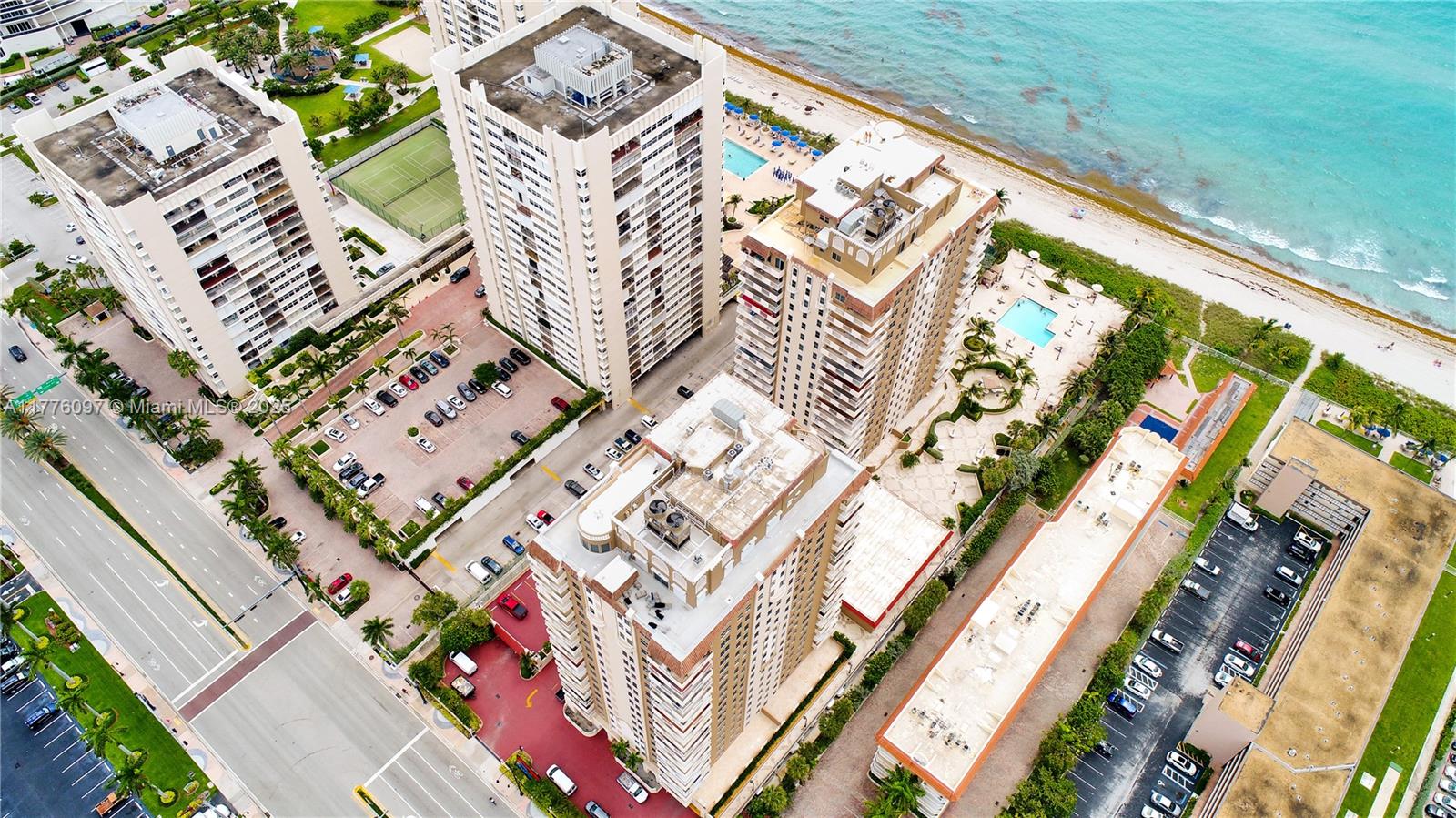 MALAGA TOWERS CONDO - Residential