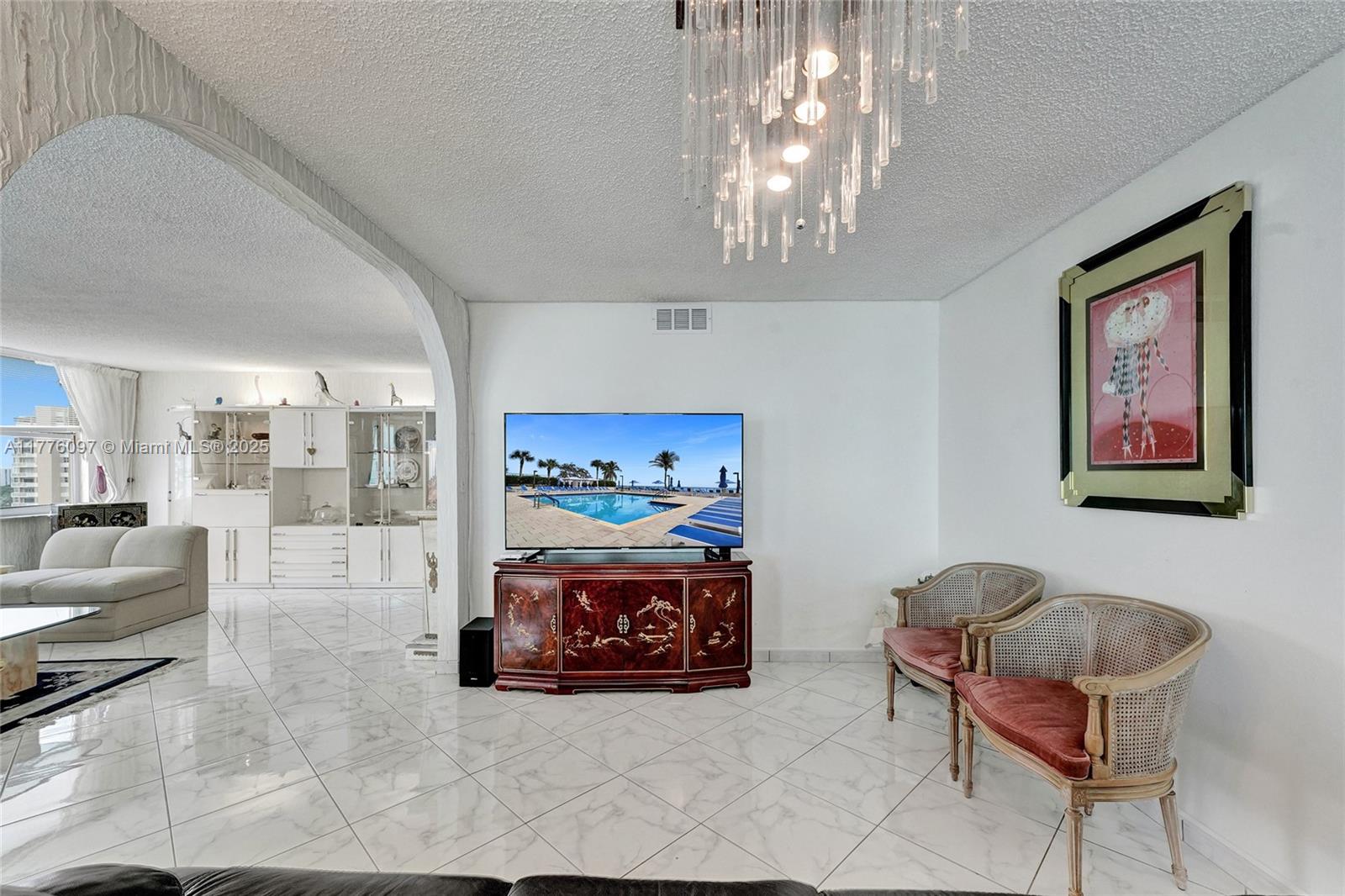 MALAGA TOWERS CONDO - Residential