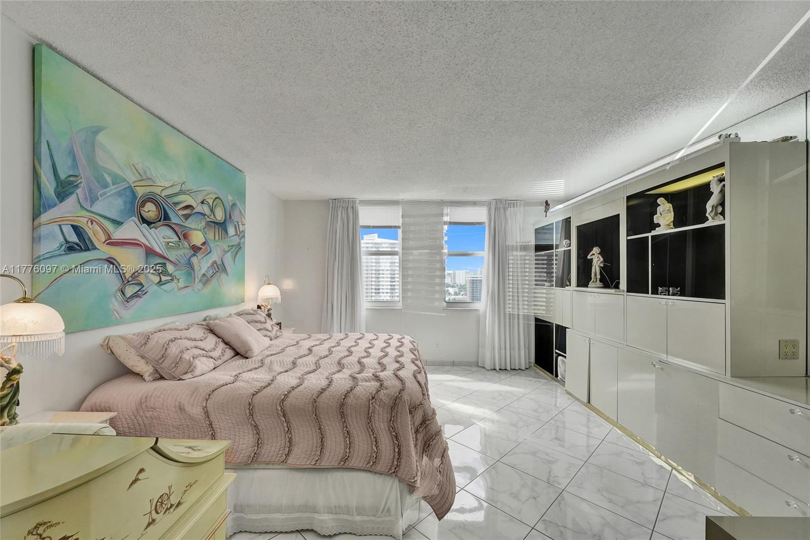 MALAGA TOWERS CONDO - Residential