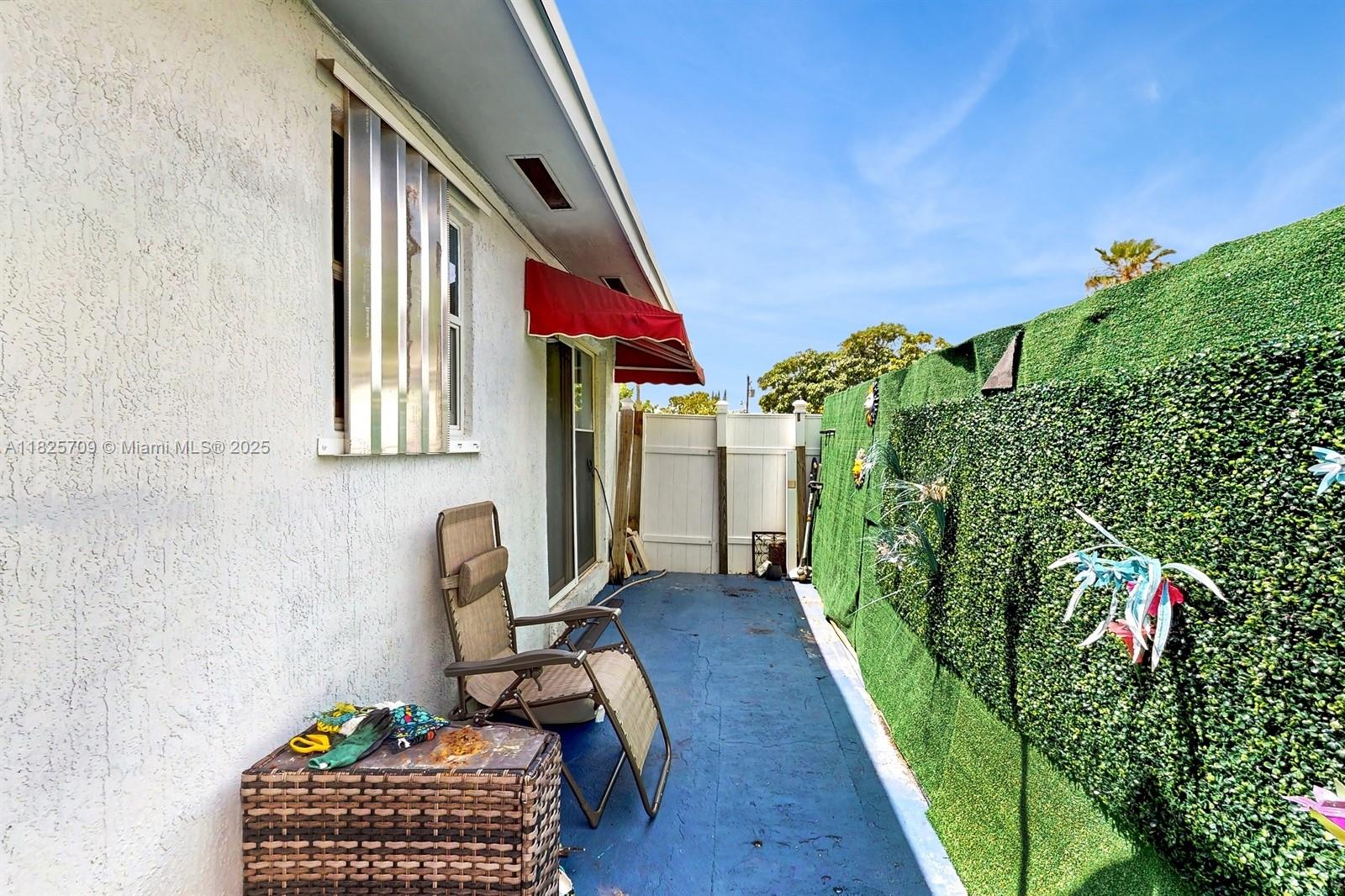 SUNLAND PARK SECTION 2 - Residential