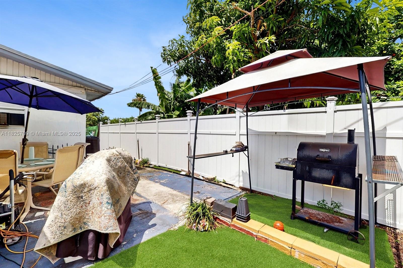 SUNLAND PARK SECTION 2 - Residential