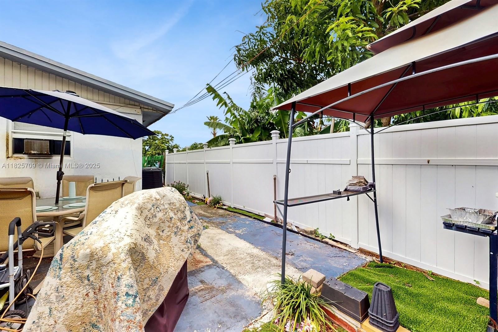 SUNLAND PARK SECTION 2 - Residential