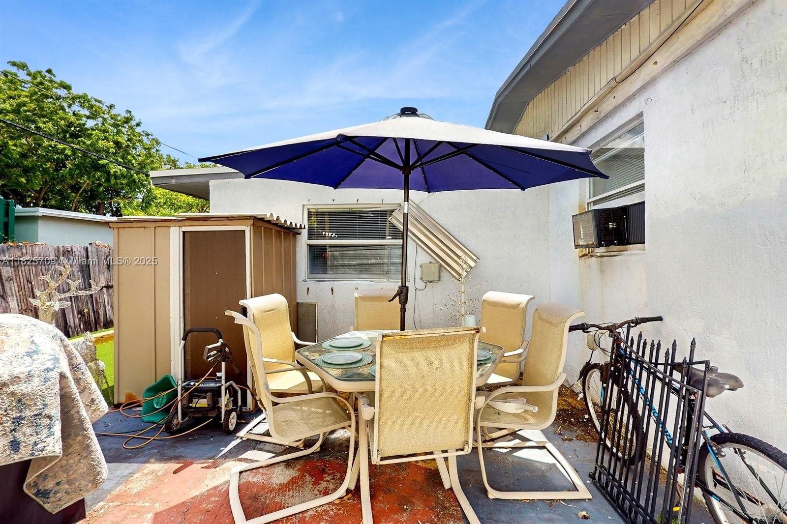 SUNLAND PARK SECTION 2 - Residential