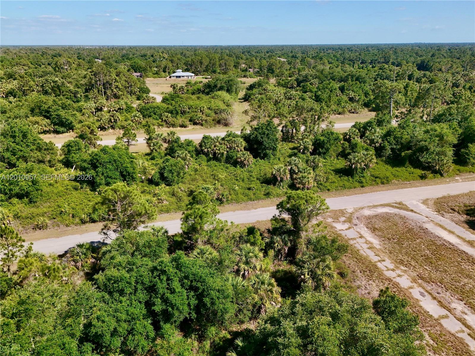 PORT CHARLOTTE - Land