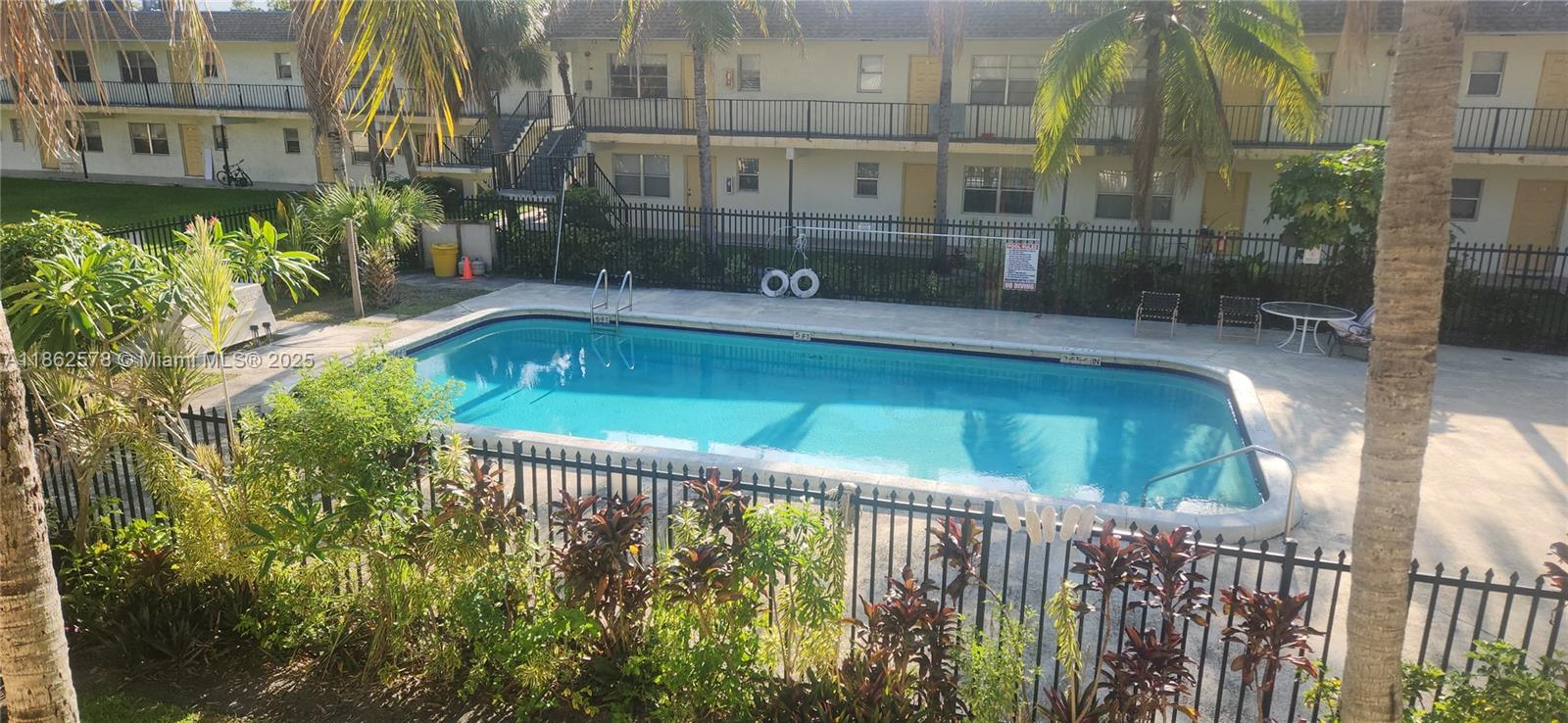 Great rental income! This charming 2-bedroom, 1-bathroom condo offers a desirable pool view and is perfect for investors or those seeking a comfortable home. The community grounds are meticulously maintained, providing a clean and welcoming environment. Enjoy the convenience of ample guest parking. Located close to major roadways including 441 and the Turnpike, this condo provides easy access to shopping centers and a variety of amenities.