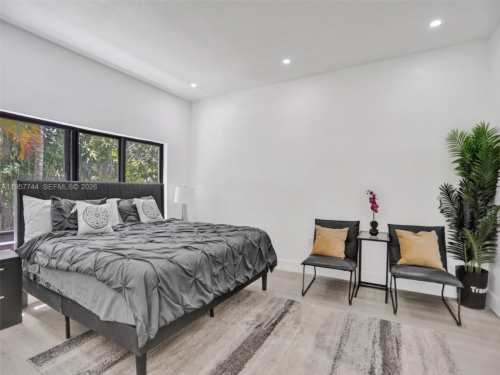 IRONS MANOR 1ST ADDN - Residential