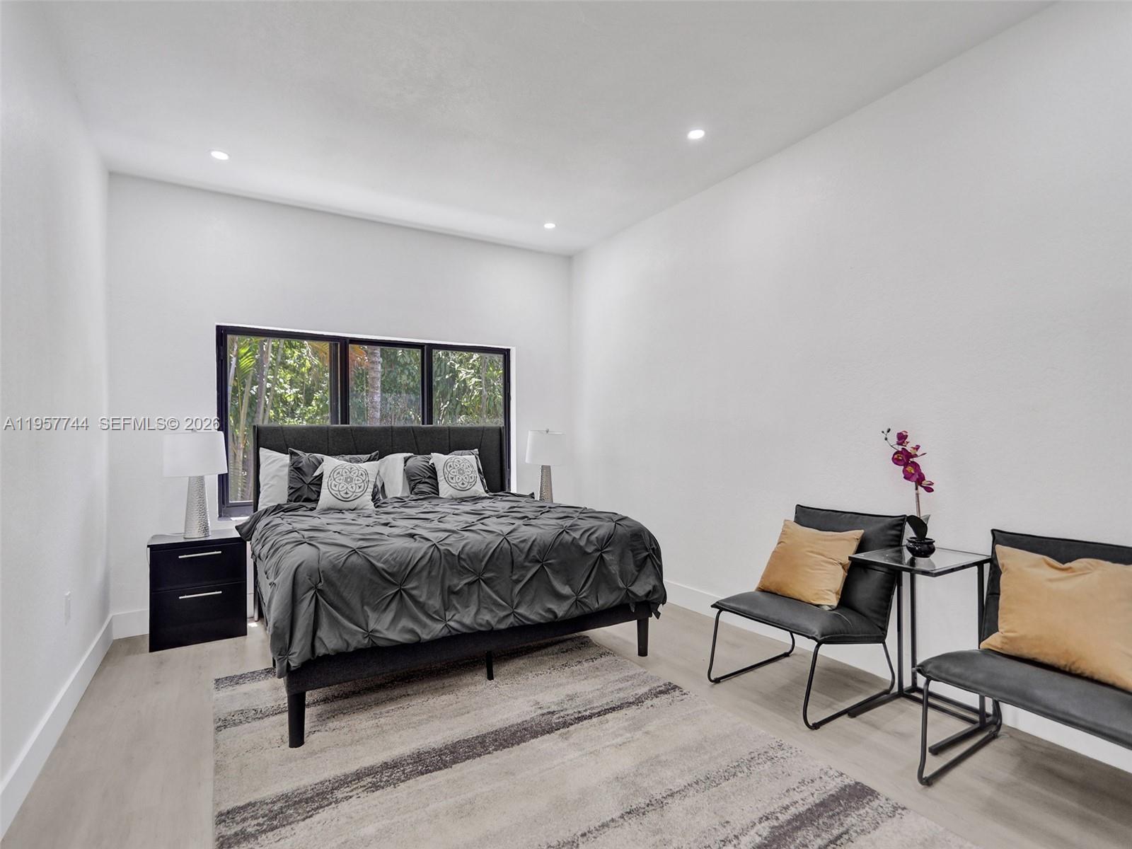 IRONS MANOR 1ST ADDN - Residential