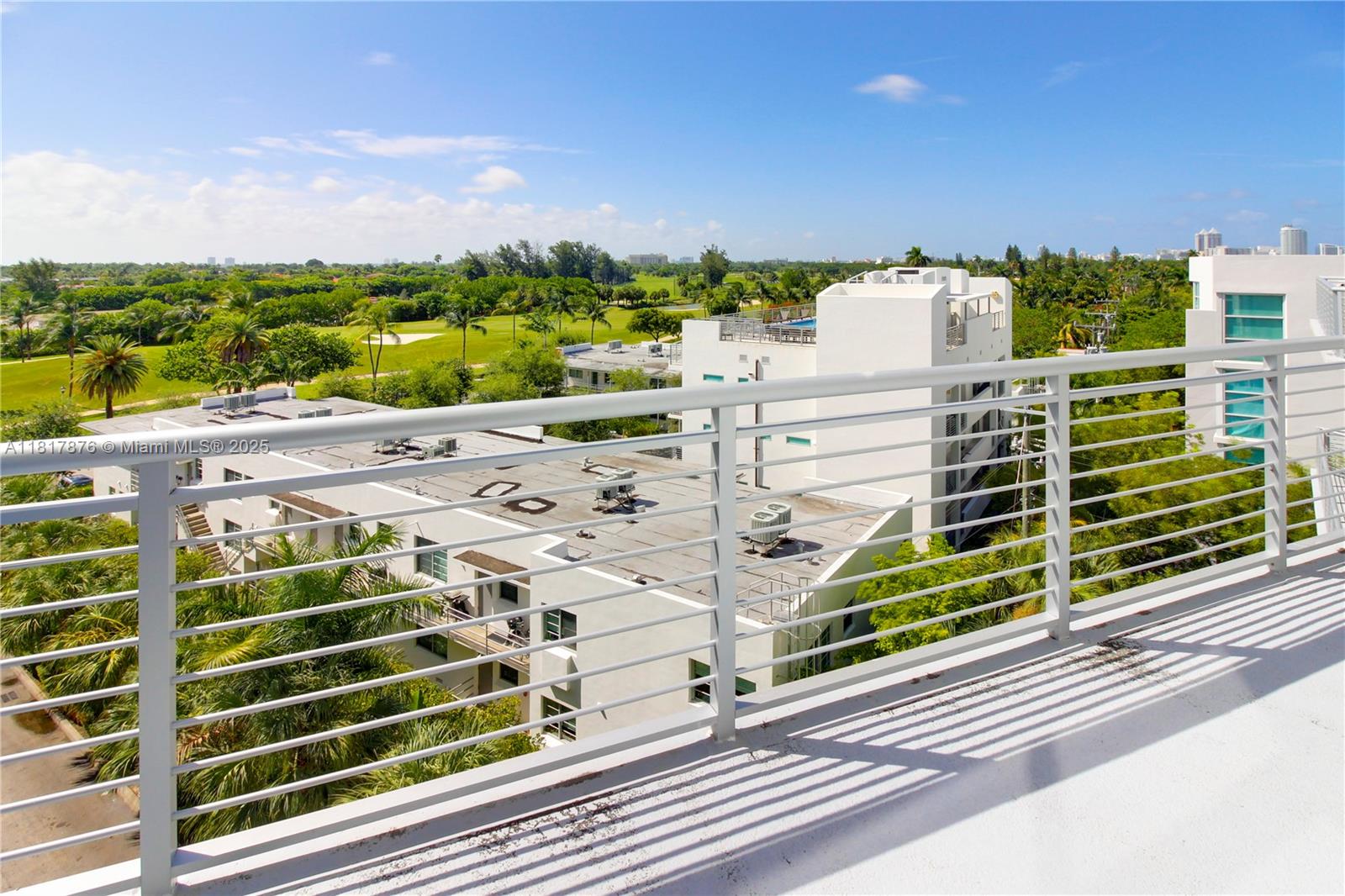 THE MERIDIAN CONDO - Residential