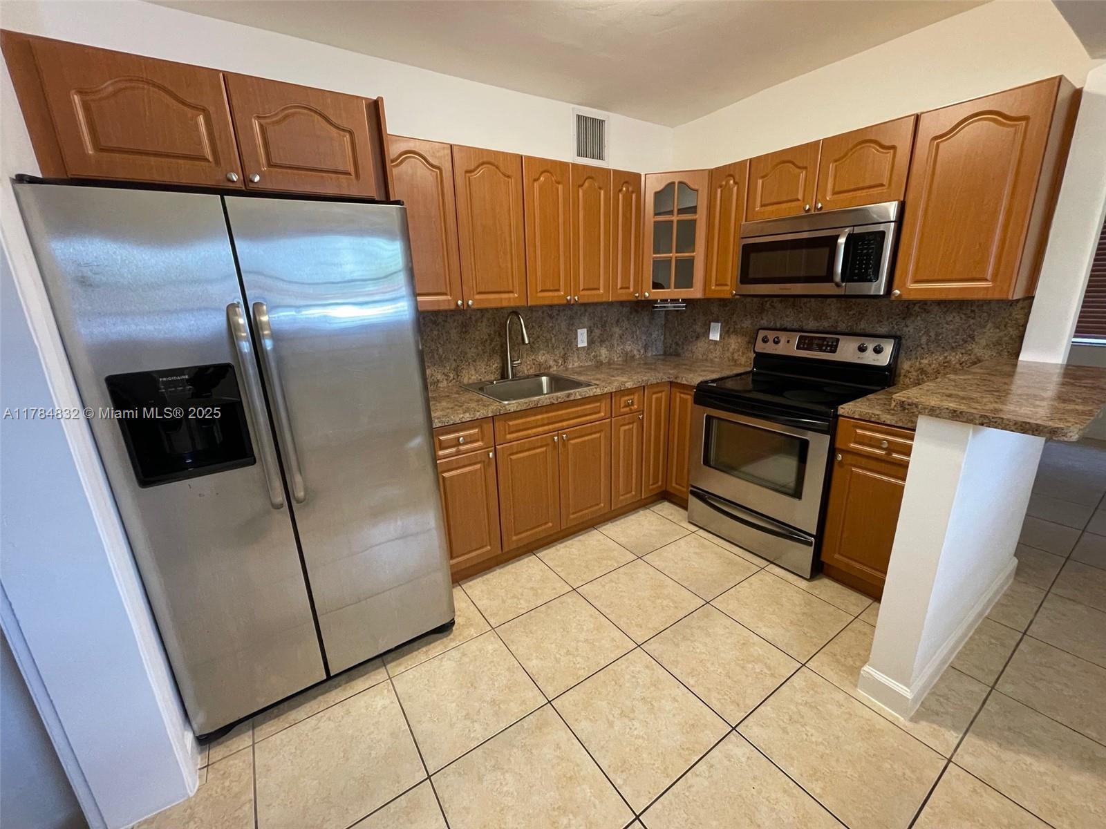 W FLAGLER PK - Residential