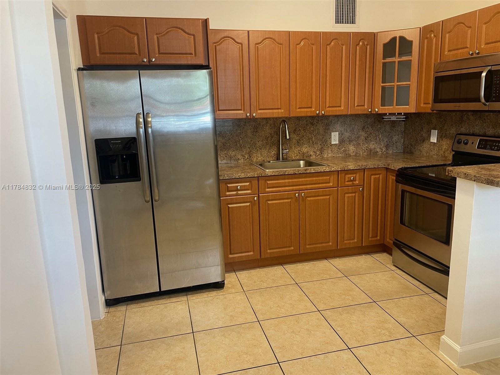 W FLAGLER PK - Residential