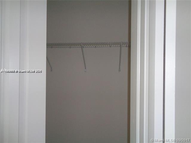 OLA CONDO - Residential