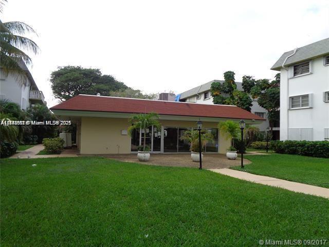 OLA CONDO - Residential