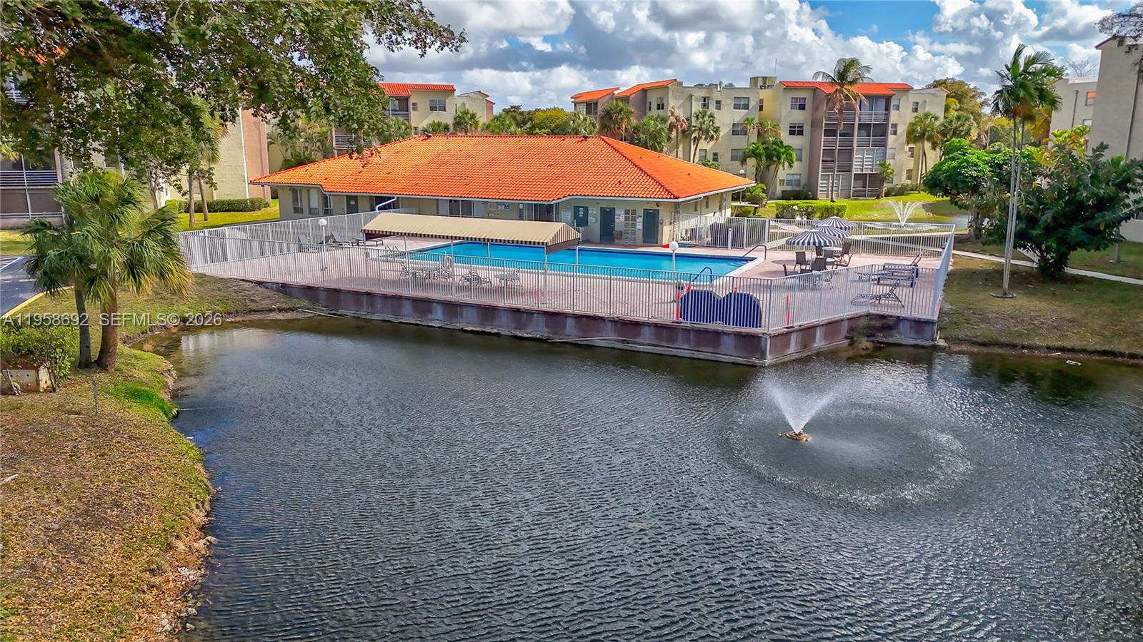 COURTYARDS OF BROWARD CON - Residential