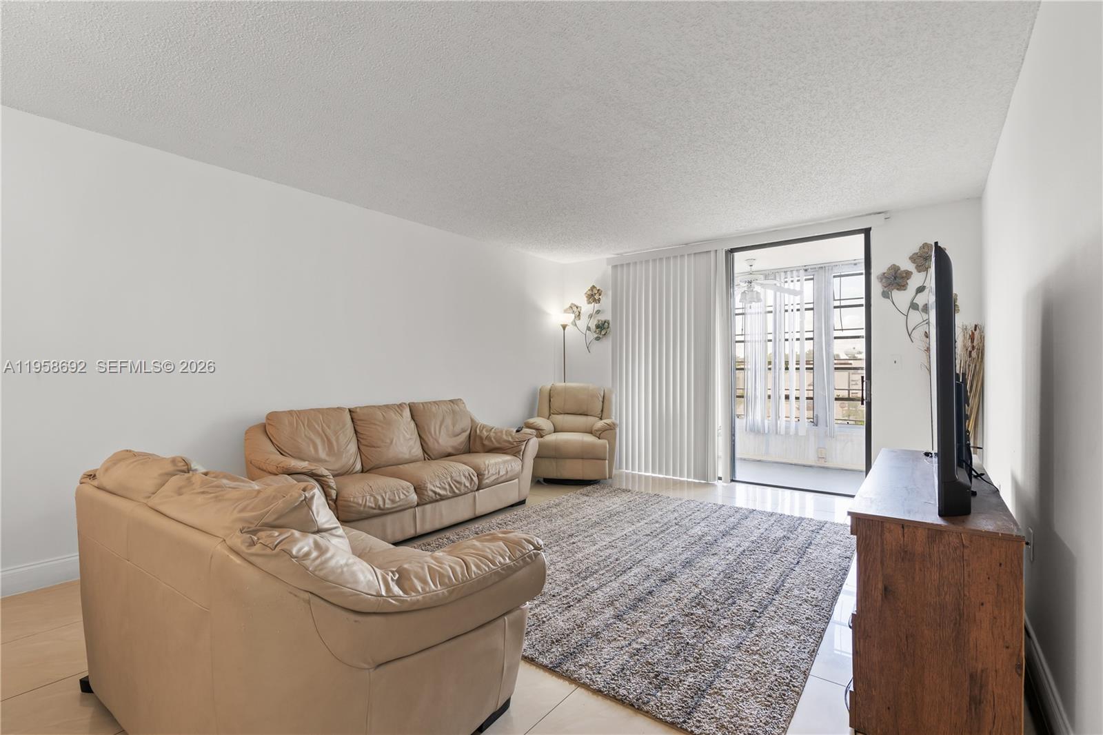 COURTYARDS OF BROWARD CON - Residential