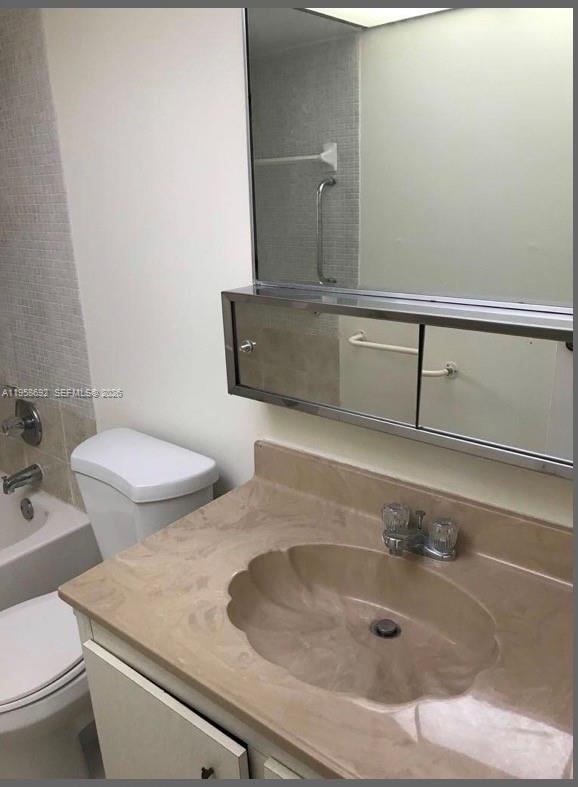 COURTYARDS OF BROWARD CON - Residential