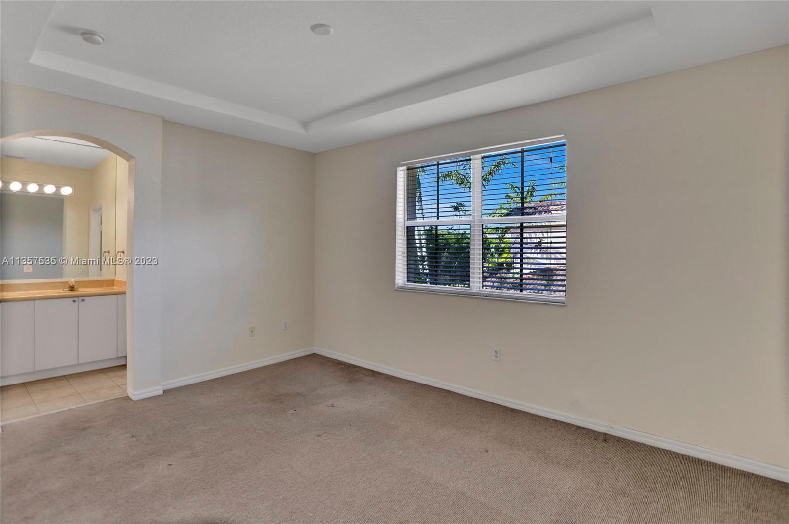 KENDALL BREEZE - Residential