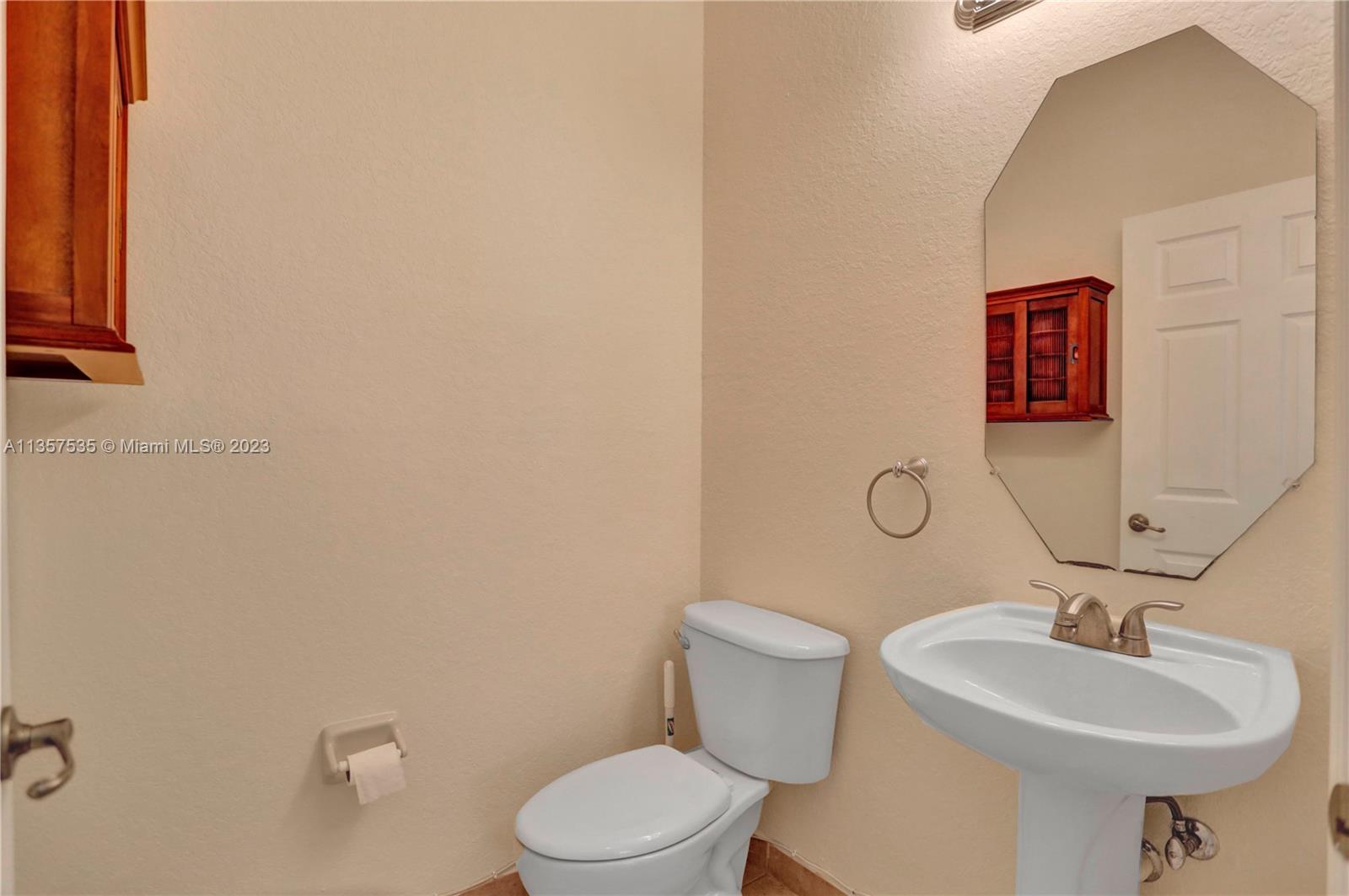 KENDALL BREEZE - Residential