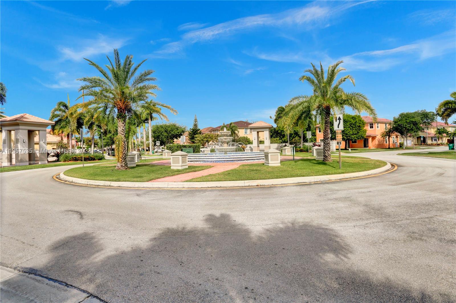 KENDALL BREEZE - Residential