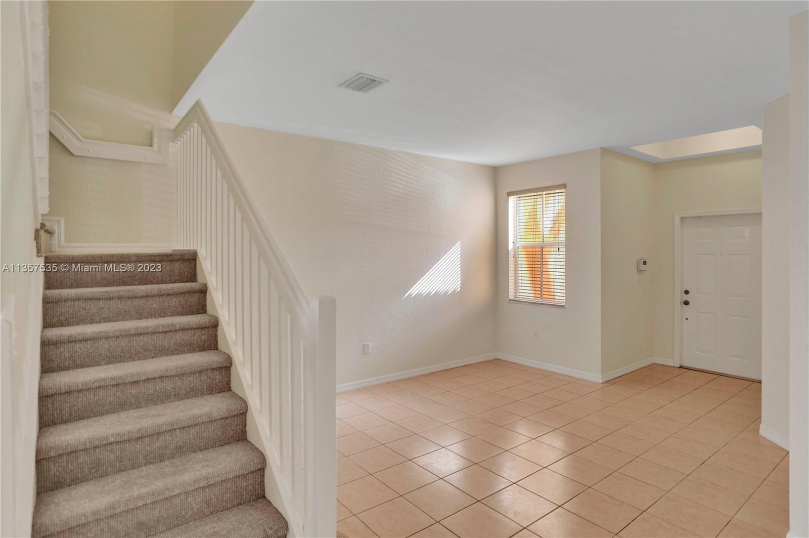 KENDALL BREEZE - Residential