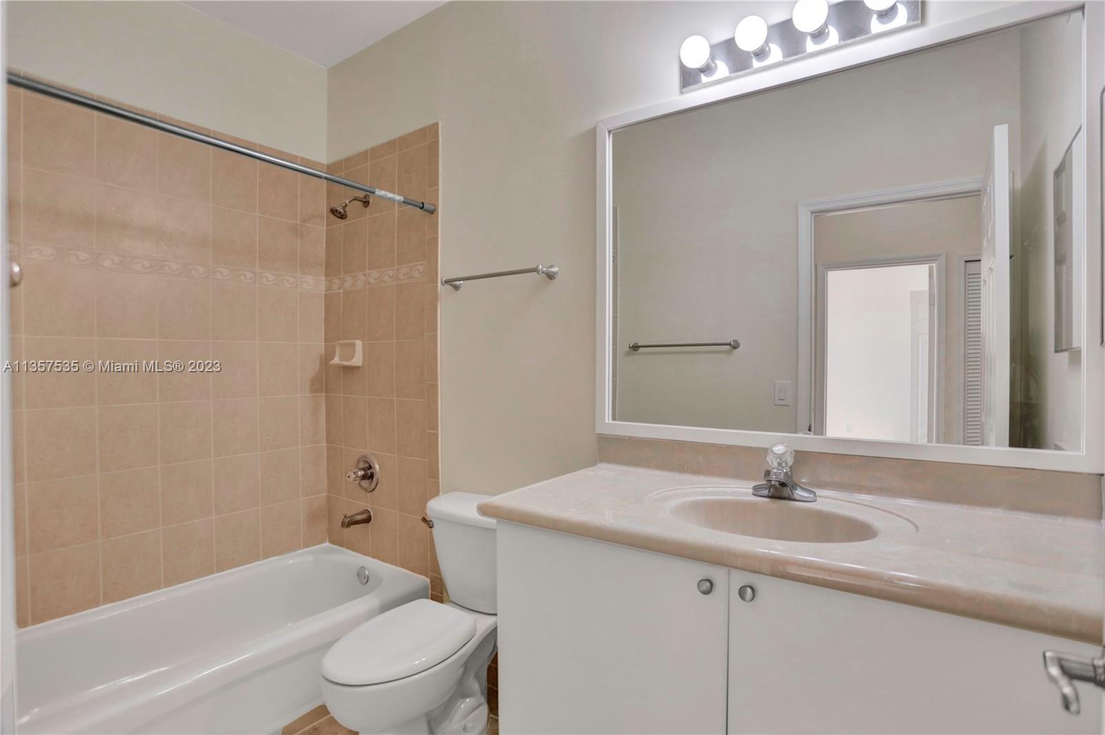 KENDALL BREEZE - Residential